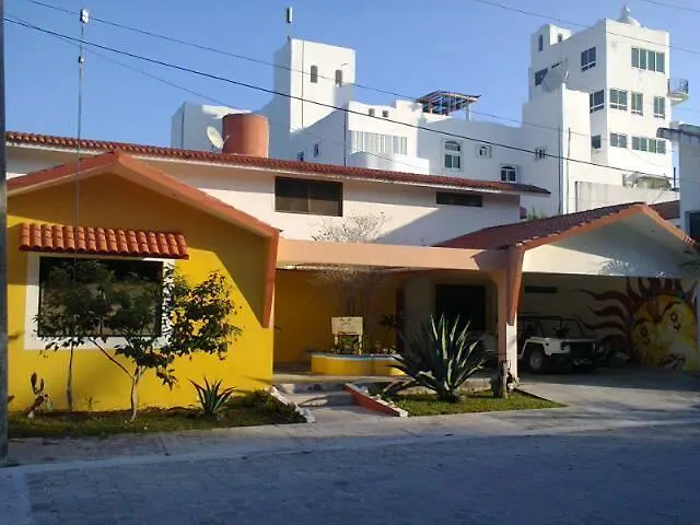 Beachouse Dive Albergue